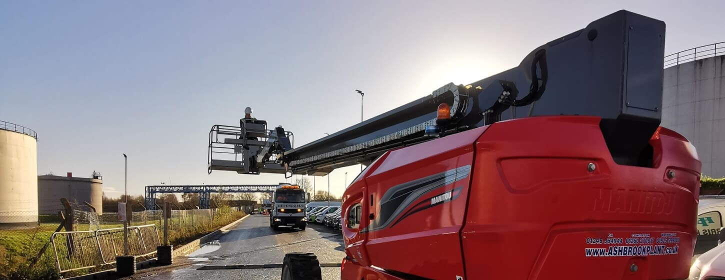 POWERED ACCESS HIRE WITHIN EASY REACH 