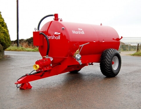 1,800 GALLON VACCUM TANKER