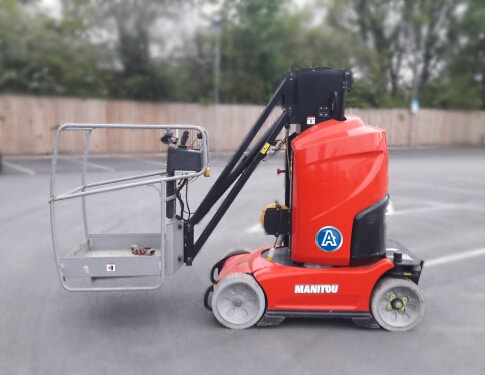 32FT (9.85M) MANITOU 100VJR VERTICAL MAST