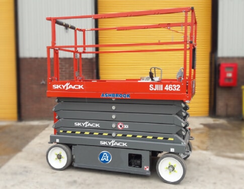 32FT (9.75M) SKYJACK SJIII 4632 ELECTRIC SCISSOR LIFT