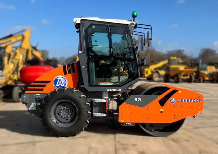 HAMM H7i COMPACTION ROLLER 8T SELF-PROPELLED