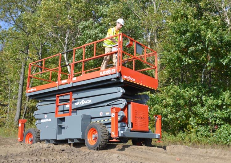 53ft (16.15m) SKYJACK 9253RT DIESEL SCISSOR LIFT
