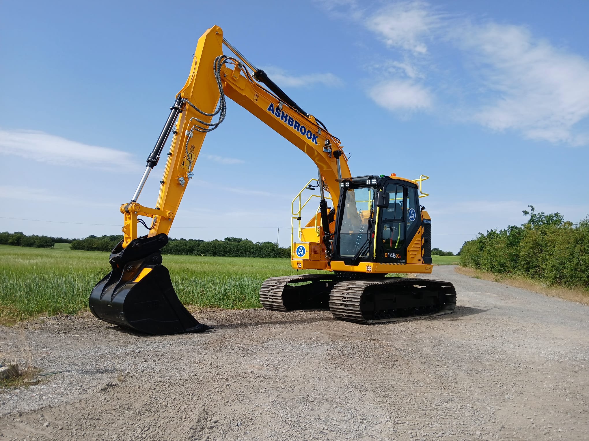 JCB 145XR EXCAVATOR